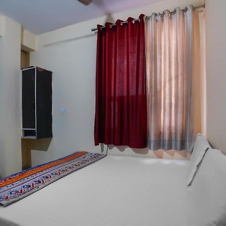 Spot On Komfort Guest House Rudrapur Eksteriør bilde