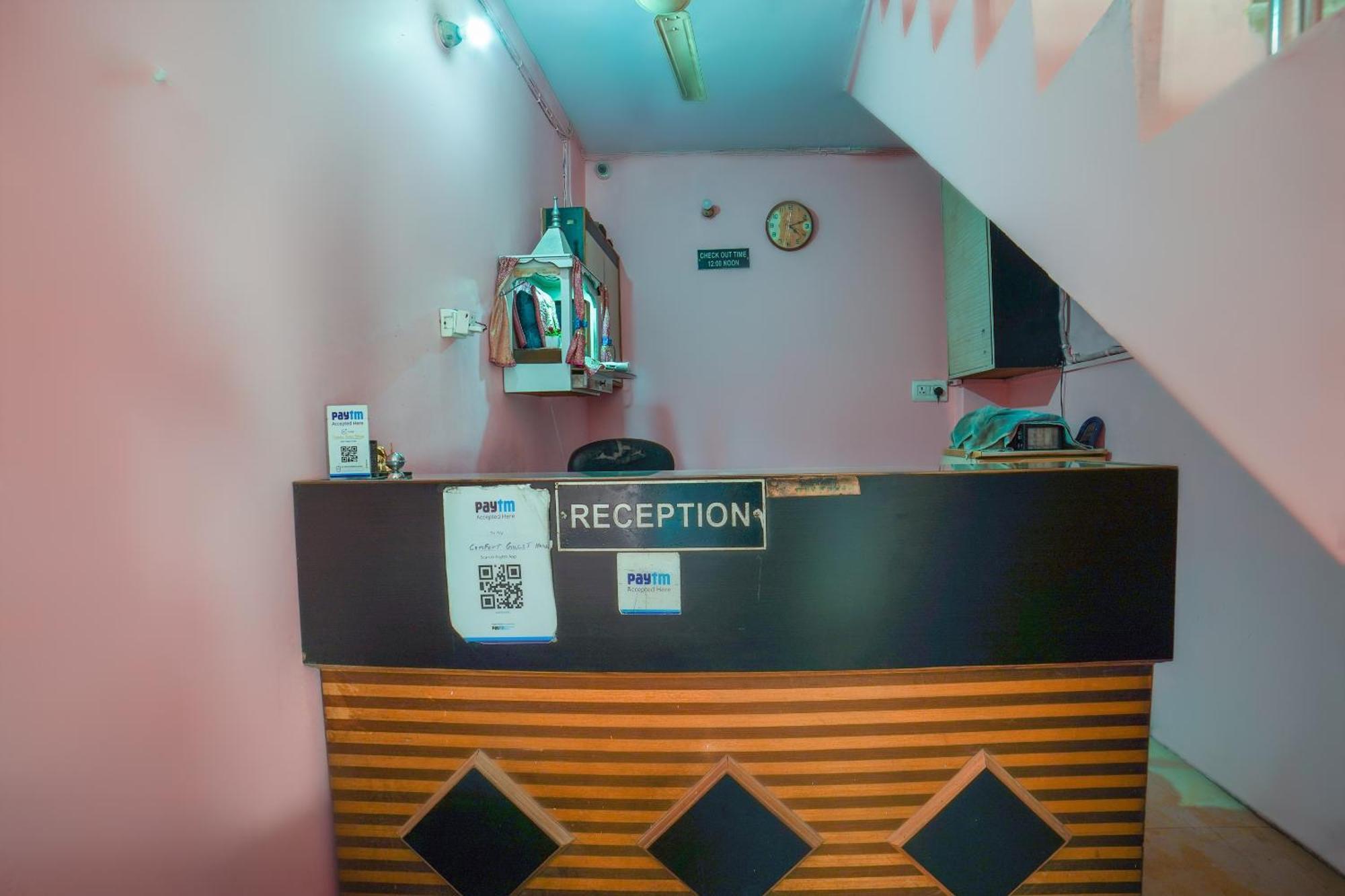 Spot On Komfort Guest House Rudrapur Eksteriør bilde